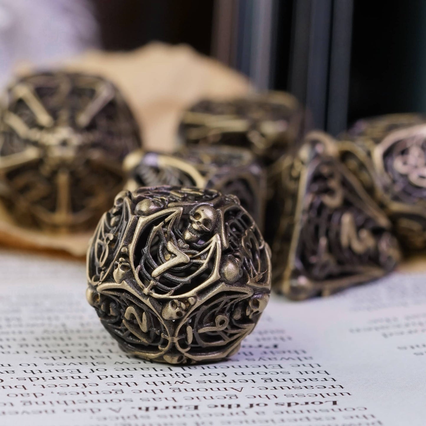Hollow Metal Skeleton Dice