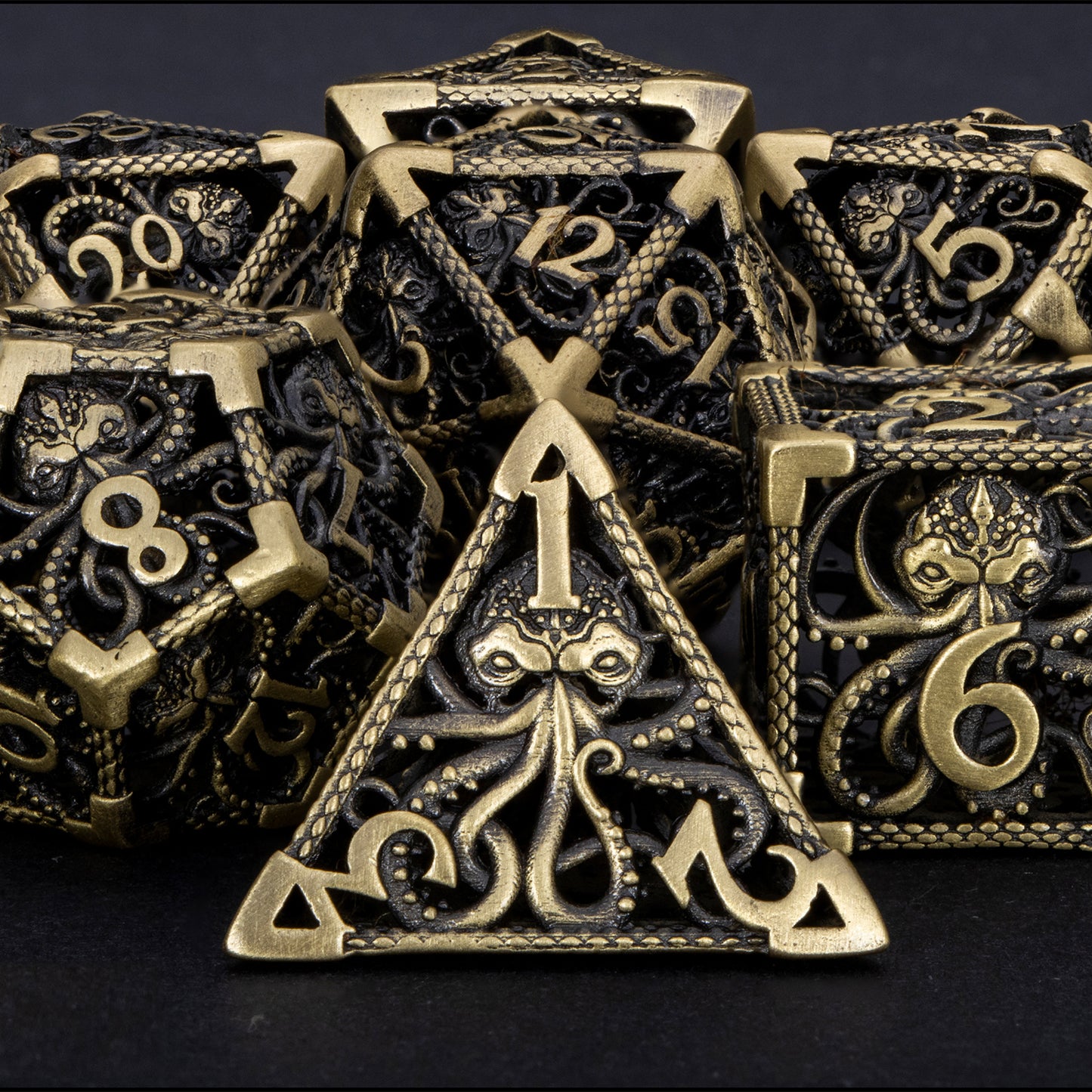 MINDFLAYER - Hollow Metal Dice Set