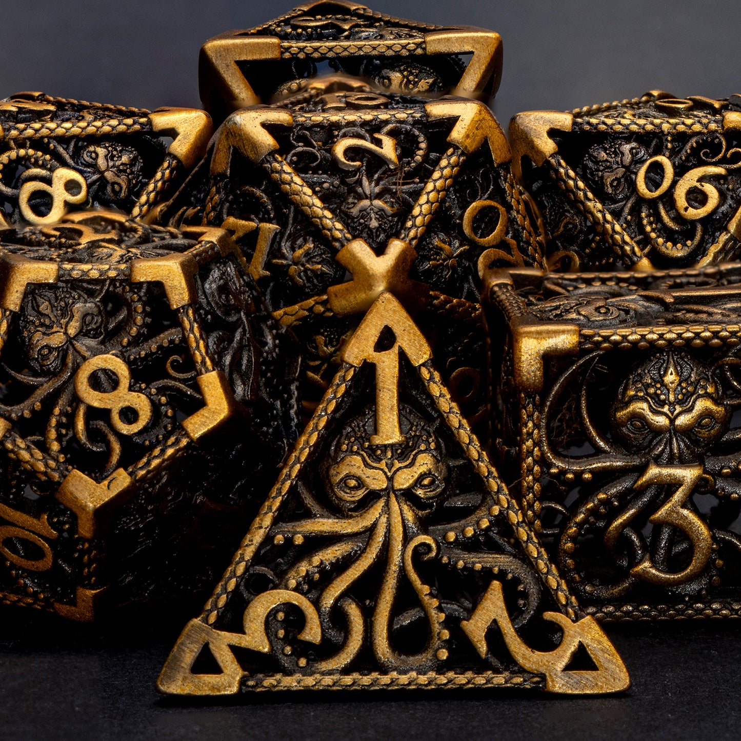 MINDFLAYER - Hollow Metal Dice Set